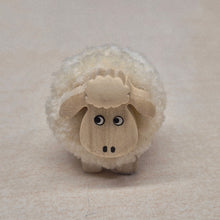 Load image into Gallery viewer, Pompom Highland / Sheep Ornament
